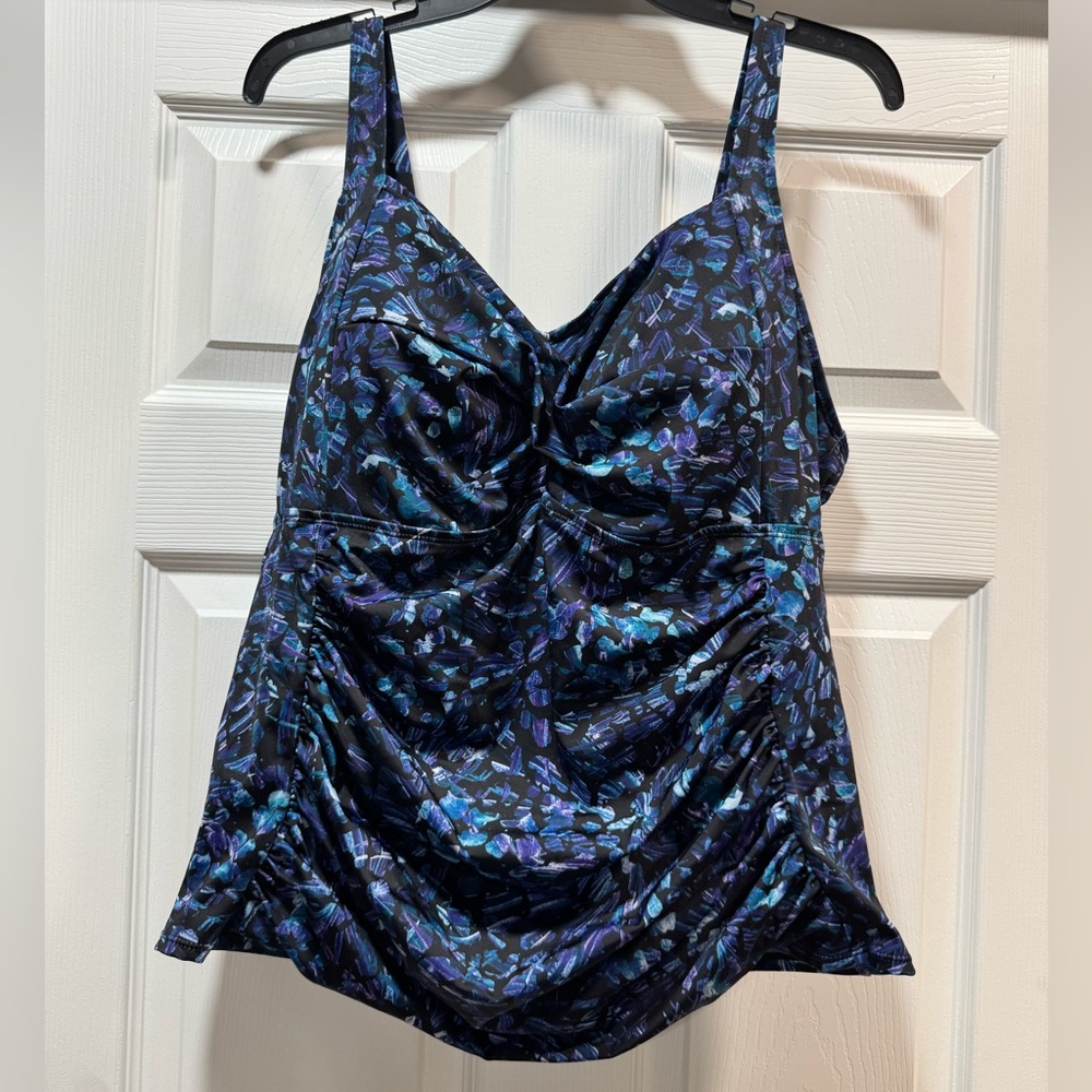 Black and Blue Ruched Swimsuit Tankini Top